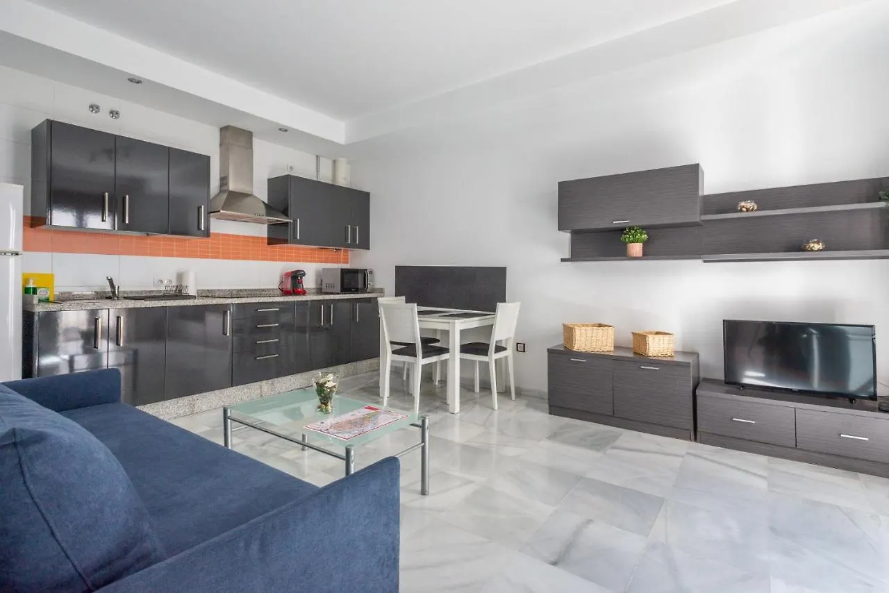 First Floor Near Macarena Church Seville 0*,